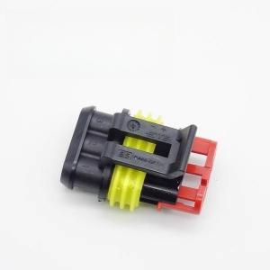 3 Way Superseal Series Connector 282087-1